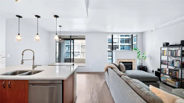 860 View St ##701, Victoria, BC V8W 3Z8