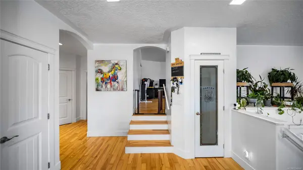 2282 Church Hill Dr, Sooke, BC V9Z 0W3