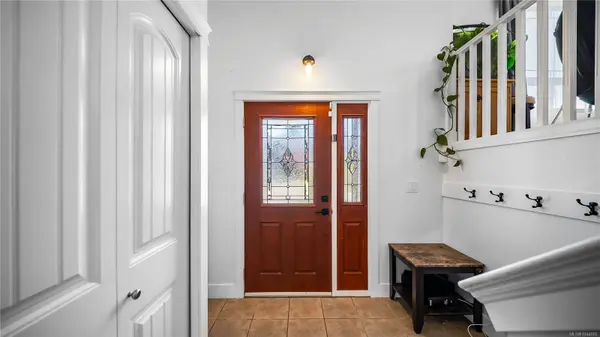 2282 Church Hill Dr, Sooke, BC V9Z 0W3