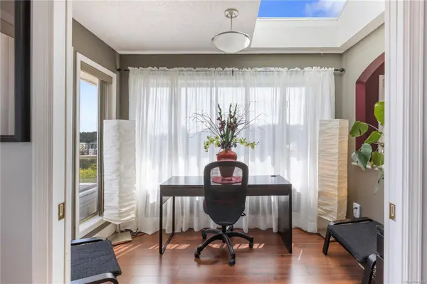 380 Crystalview Terr, Langford, BC V9B 5S5
