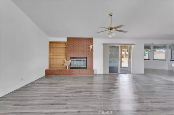 19070 Majela RD, Apple Valley, CA 92307