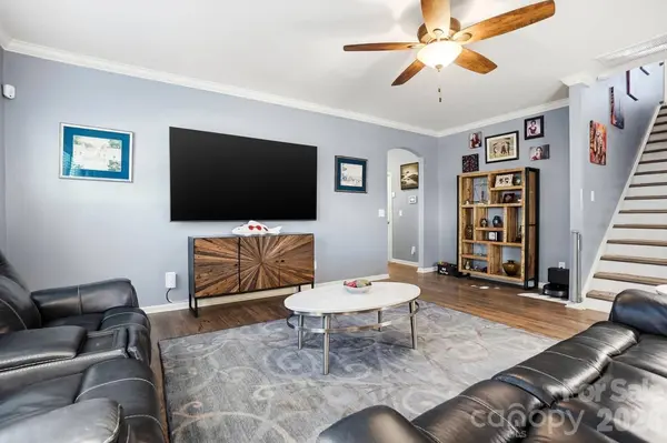 1103 Clover LN, Matthews, NC 28104