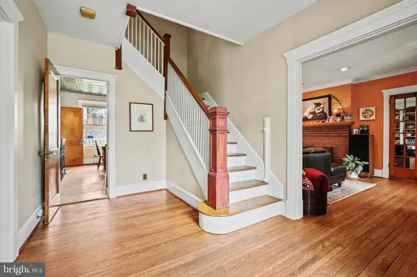 1209 FLORAL ST NW, Washington, DC 20012