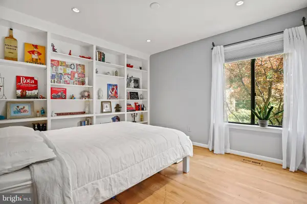 11212 ANGUS PL, Potomac, MD 20854