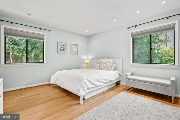 11212 ANGUS PL, Potomac, MD 20854