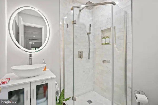 11212 ANGUS PL, Potomac, MD 20854