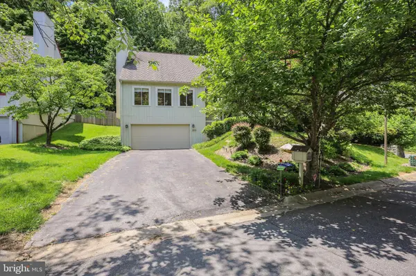 11212 ANGUS PL, Potomac, MD 20854