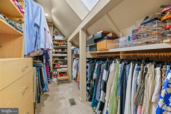 11212 ANGUS PL, Potomac, MD 20854