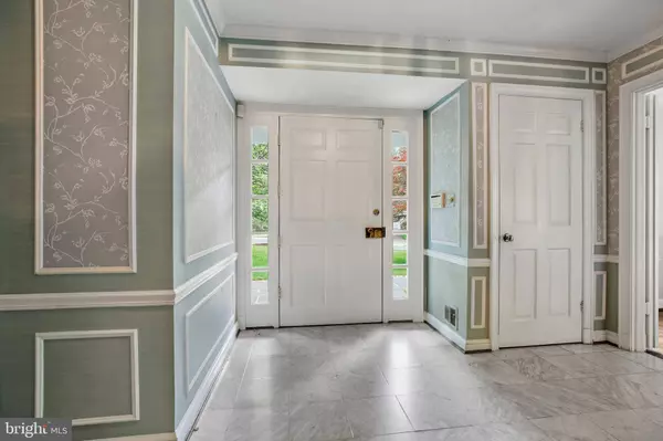 7125 DARBY RD, Bethesda, MD 20817