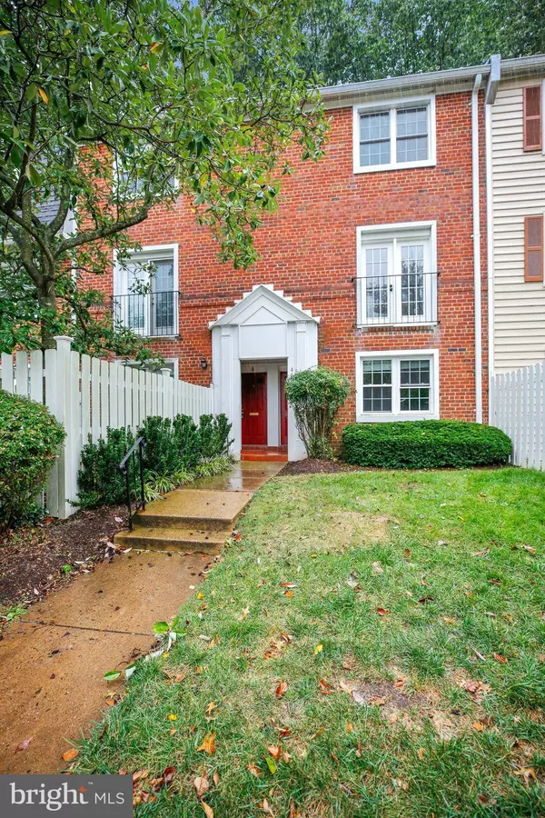 4657-C 28TH RD S #C, Arlington, VA 22206