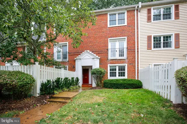 4657-C 28TH RD S #C, Arlington, VA 22206