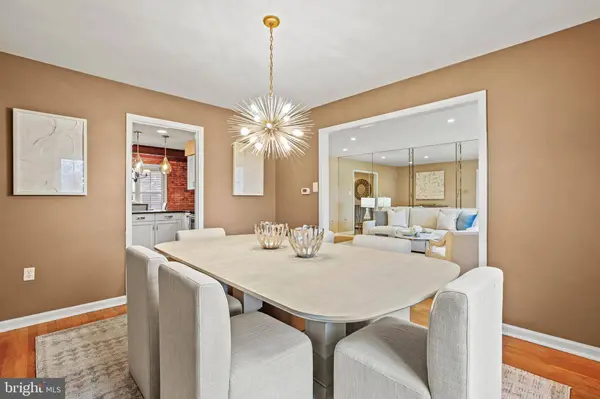 8802 STONEHAVEN CT, Rockville, MD 20854