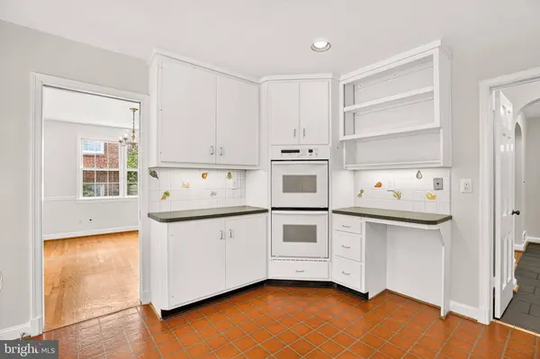 5625 OGDEN RD, Bethesda, MD 20816