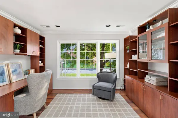 15212 BAILEYS, Silver Spring, MD 20906
