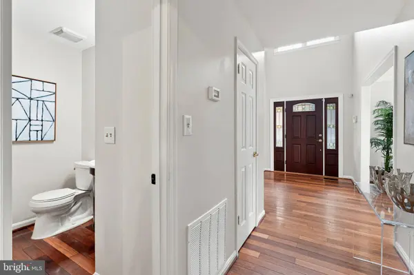 15212 BAILEYS, Silver Spring, MD 20906