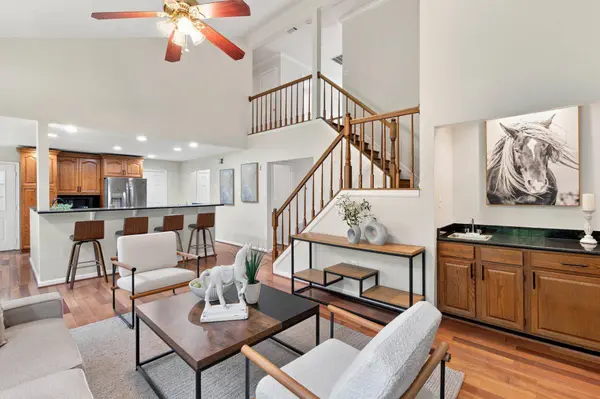 15212 BAILEYS, Silver Spring, MD 20906