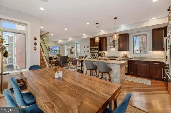 915 3RD ST NE, Washington, DC 20002