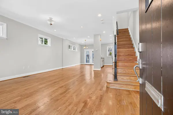 743 MADISON ST NW, Washington, DC 20011