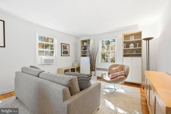 2408 COLSTON DR #302, Silver Spring, MD 20910