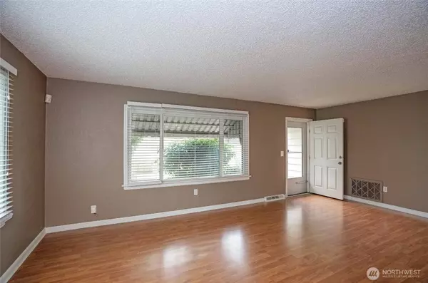 4531 E E ST, Tacoma, WA 98404