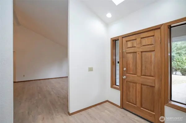 9711 Onyx DR SW, Lakewood, WA 98498