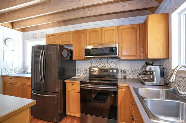 9393 Phillips RD SE, Port Orchard, WA 98367