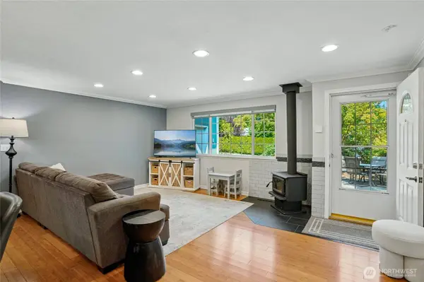 7203 35th ST NW, Gig Harbor, WA 98335
