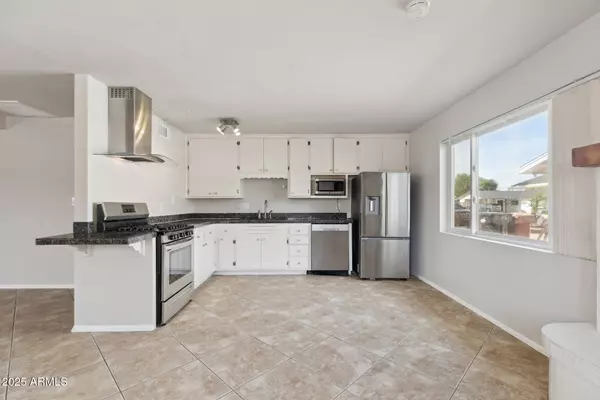 8301 E INDIANOLA Avenue, Scottsdale, AZ 85251