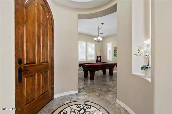 42 S Nevada Way, Gilbert, AZ 85233