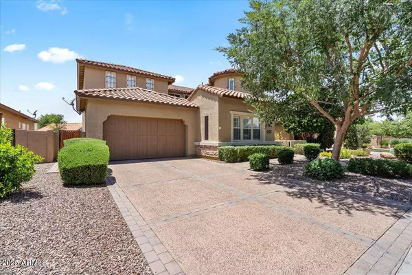 42 S Nevada Way, Gilbert, AZ 85233