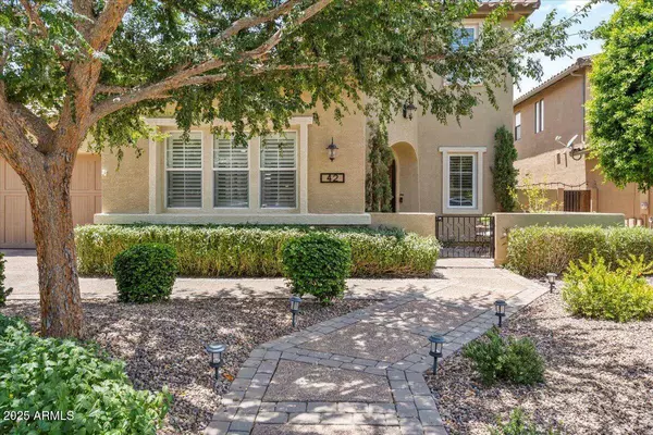 42 S Nevada Way, Gilbert, AZ 85233