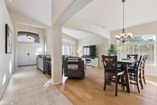 16609 S 14TH Street, Phoenix, AZ 85048