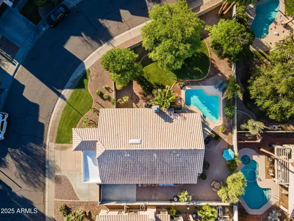 16609 S 14TH Street, Phoenix, AZ 85048