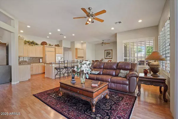 23702 S Desert Sands Drive, Sun Lakes, AZ 85248