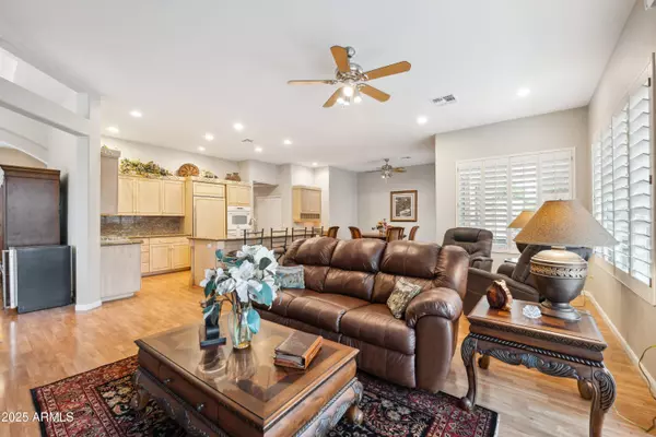 23702 S Desert Sands Drive, Sun Lakes, AZ 85248