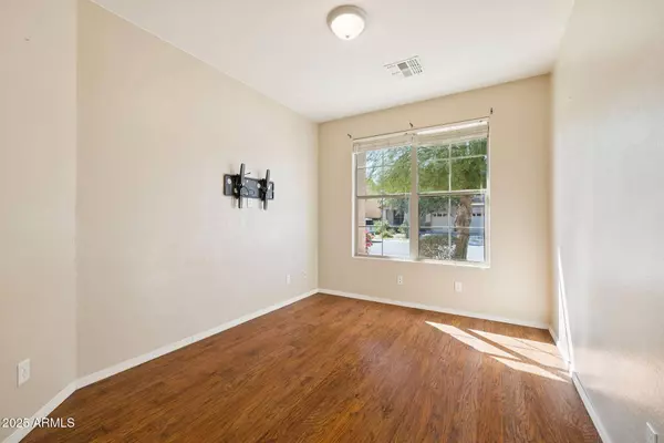 8362 W Purdue Avenue, Peoria, AZ 85345