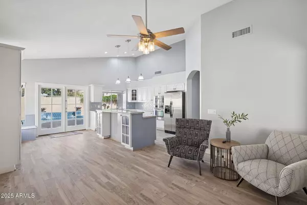 16633 S 14TH Street, Phoenix, AZ 85048