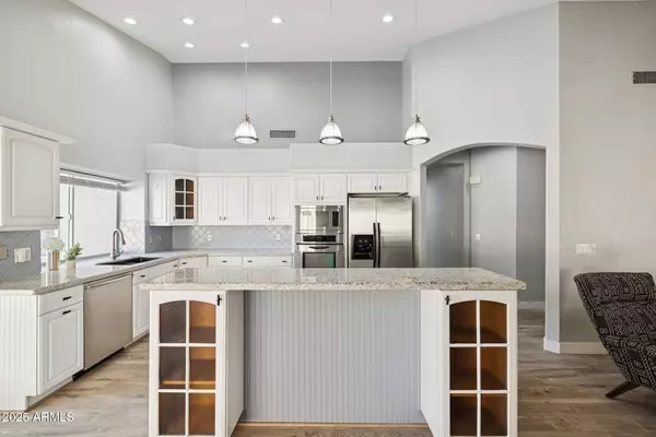 16633 S 14TH Street, Phoenix, AZ 85048