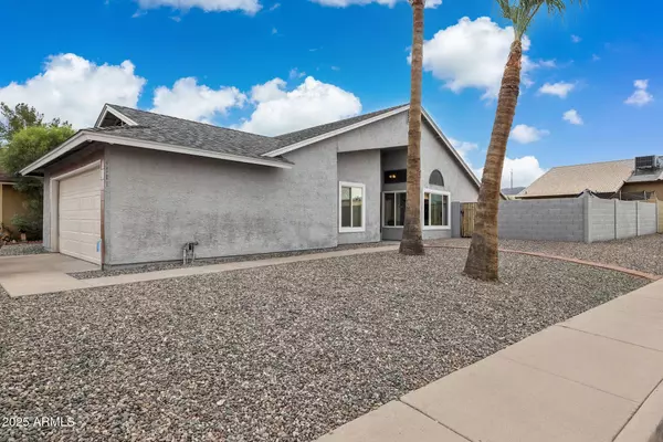 1701 E Carson Road, Phoenix, AZ 85042