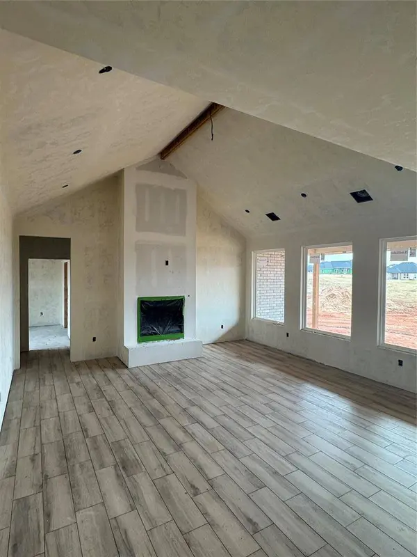 2493 Wind River CIR, Blanchard, OK 73010