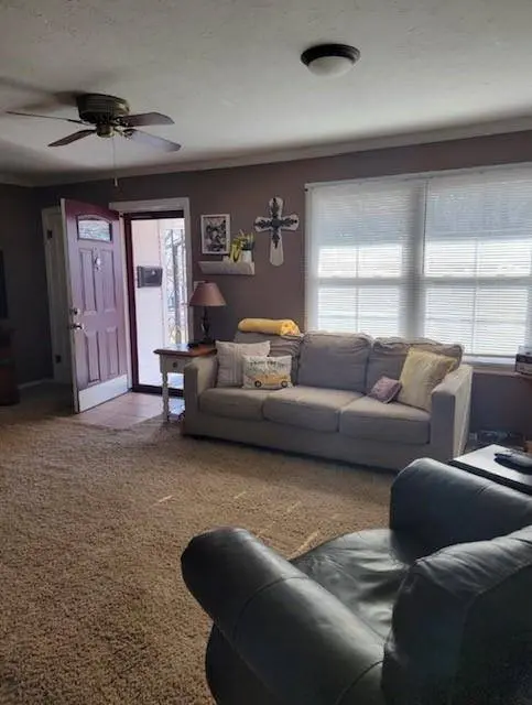 406 Winona, Lindsay, OK 73052