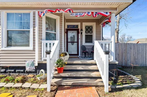 401 SW 4th ST, Tuttle, OK 73089