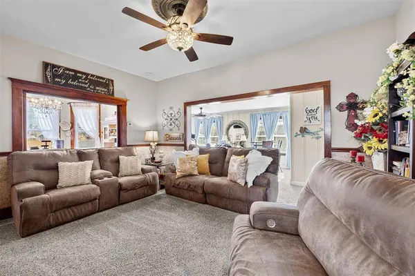 401 SW 4th ST, Tuttle, OK 73089