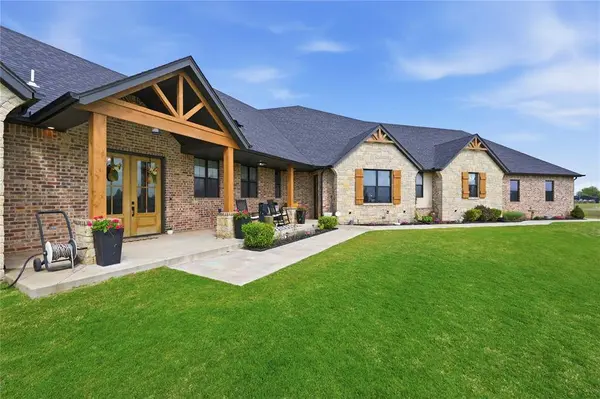 579 N Cemetery RD, Tuttle, OK 73089