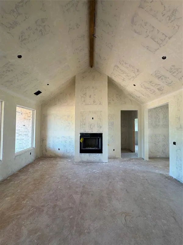 2436 Wolf Creek BND, Blanchard, OK 73010