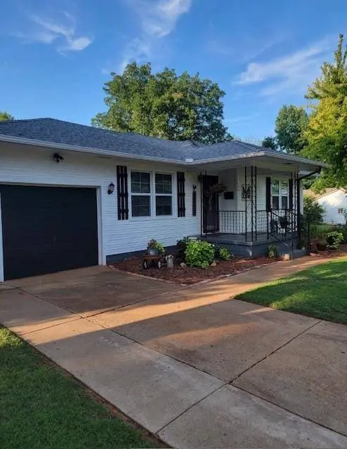 406 Winona, Lindsay, OK 73052