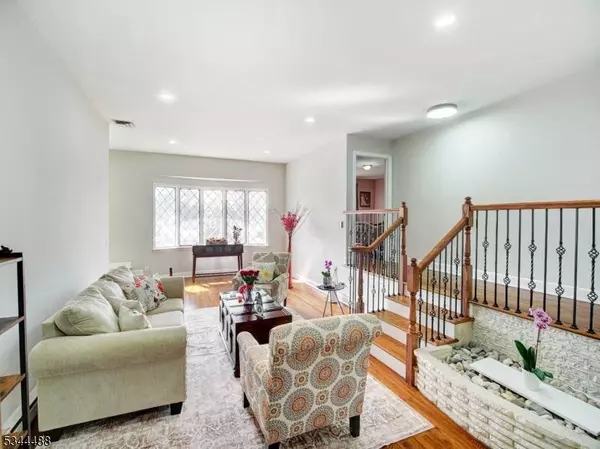 816 Washington Ave, Linden City, NJ 07036