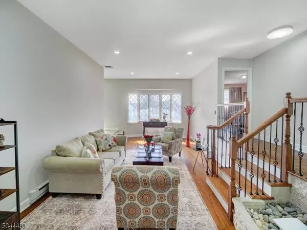 816 Washington Ave, Linden City, NJ 07036