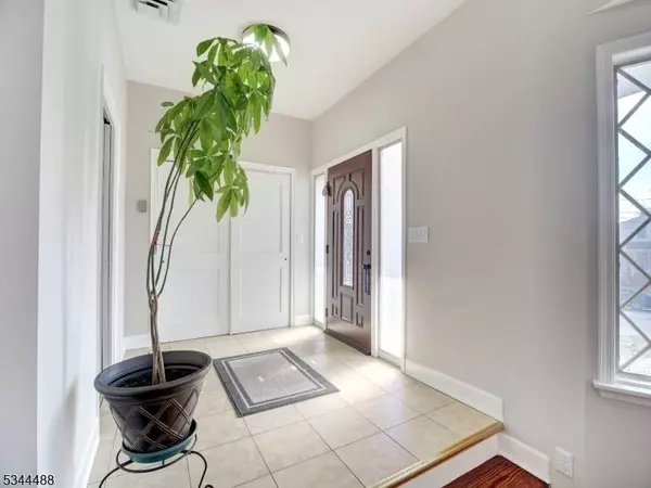 816 Washington Ave, Linden City, NJ 07036