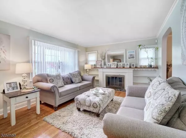 126 Bender Ave, Roselle Park Boro, NJ 07204